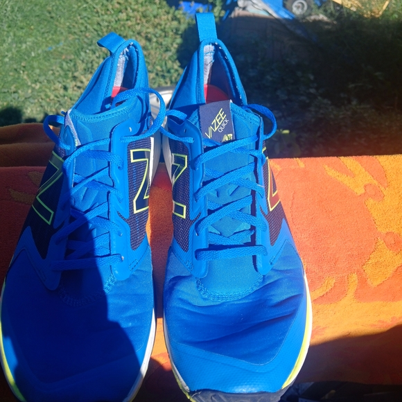 New Balance Vazee Men's Blue and Yellow Athletic Shoes - Picture 2 of 7